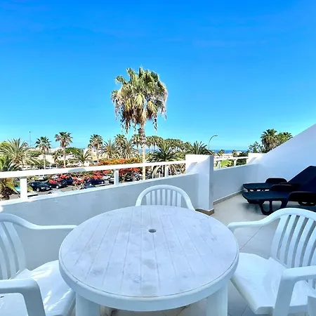 Apartment Estudio Bien Comunicado Con Wifi Y Terraza Em Tenerife Sur