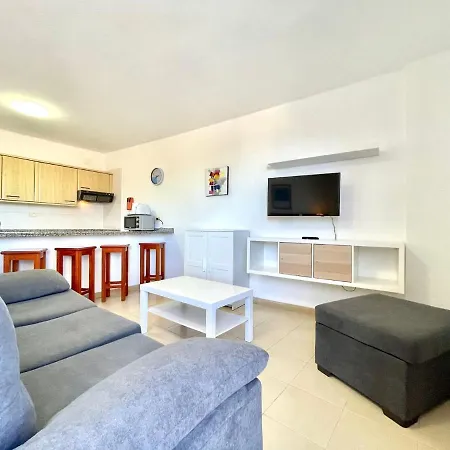 Estudio Bien Comunicado Con Wifi Y Terraza Em Tenerife Sur * Costa Adeje (Tenerife)