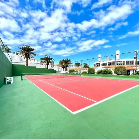 Apartment Estudio Bien Comunicado Con Wifi Y Terraza Em Tenerife Sur