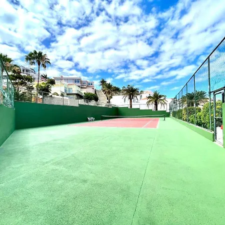 Estudio Bien Comunicado Con Wifi Y Terraza Em Tenerife Sur