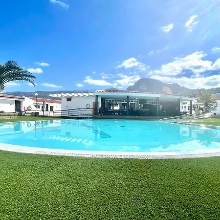Estudio Bien Comunicado Con Wifi Y Terraza Em Tenerife Sur Apartment *