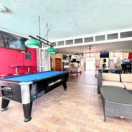 Apartment Estudio Bien Comunicado Con Wifi Y Terraza Em Tenerife Sur *