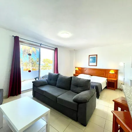 Estudio Bien Comunicado Con Wifi Y Terraza Em Tenerife Sur * Costa Adeje (Tenerife)