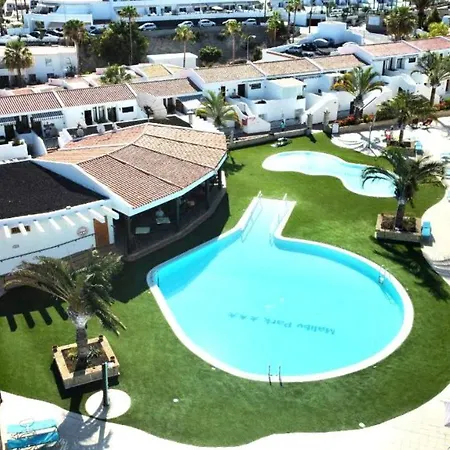 Estudio Bien Comunicado Con Wifi Y Terraza Em Tenerife Sur *
