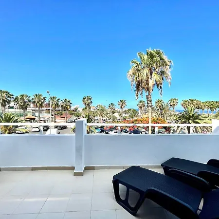 Lägenhet Estudio Bien Comunicado Con Wifi Y Terraza Em Tenerife Sur Costa Adeje (Tenerife)