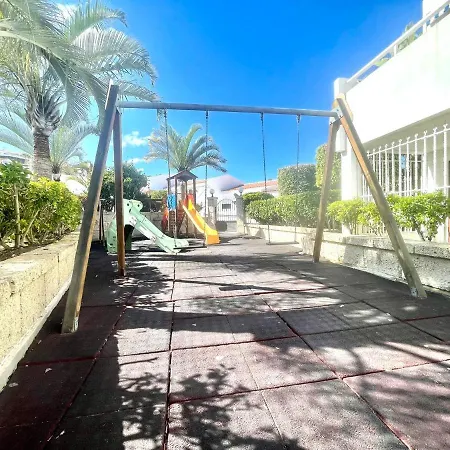 Estudio Bien Comunicado Con Wifi Y Terraza Em Tenerife Sur Apartamento
